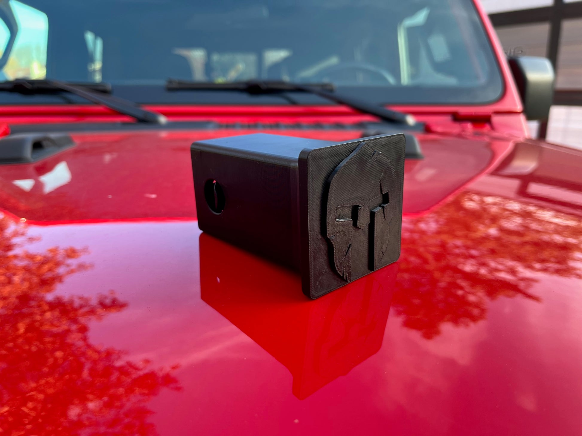 Jeep Gladiator Pin Less Hitch Cover